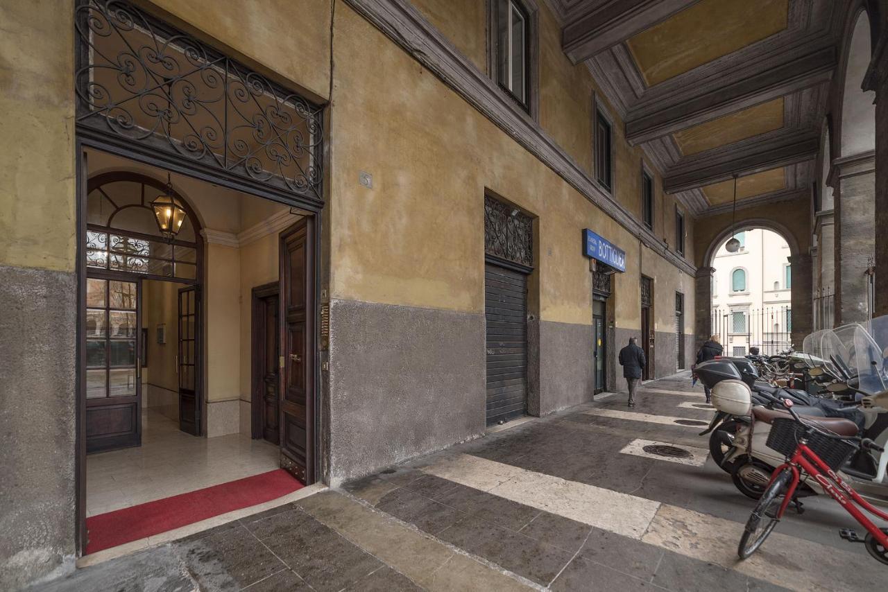 Trastevere & Ponte Sisto Cozy Flat Řím Exteriér fotografie